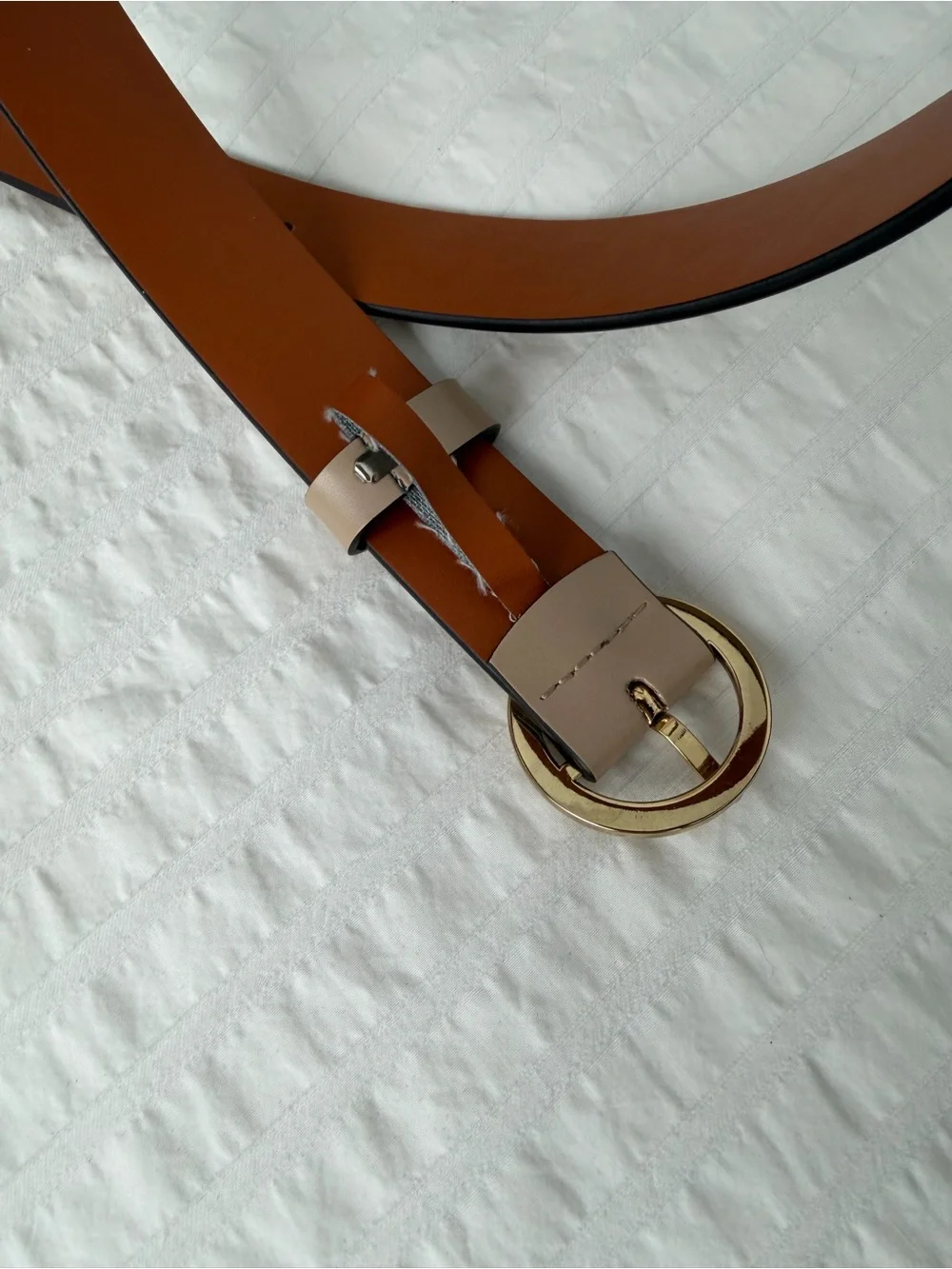 Classic Nude Leather Belt with Gold Round Buckle Small classic minimalist preppy